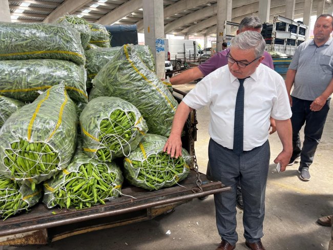 Şuhut İlçesinde Bu Pazarda Sadece Fasulye Satılıyor