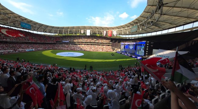 Işıklar'da Kuran Öğrencisi Olmak Varmış! İstanbul'u Gezdiler
