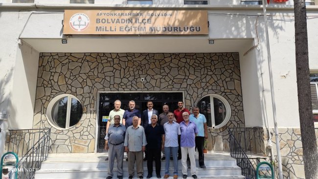 Bolvadin'de Yeni Müdür Keleş'e Camiasından Güçlü Destek!