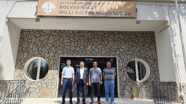 Bolvadin'de Yeni Müdür Keleş'e Camiasından Güçlü Destek!