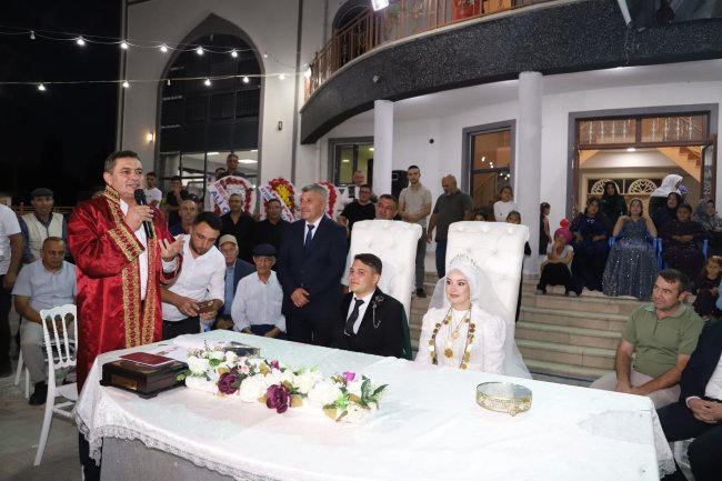 Bölgeyi Buluşturan Nikah Tören Çobanlar'da Gerçekleşti