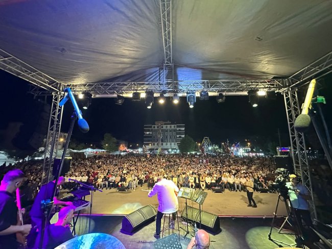 Dazkırı'da Uğur Işılak Rüzgar Oldu Esti