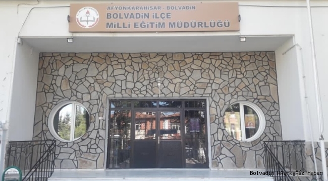 İLÇEMİZDE 220 ÖĞRENCİ ÜNİVERSİTEYE YERLEŞTİ