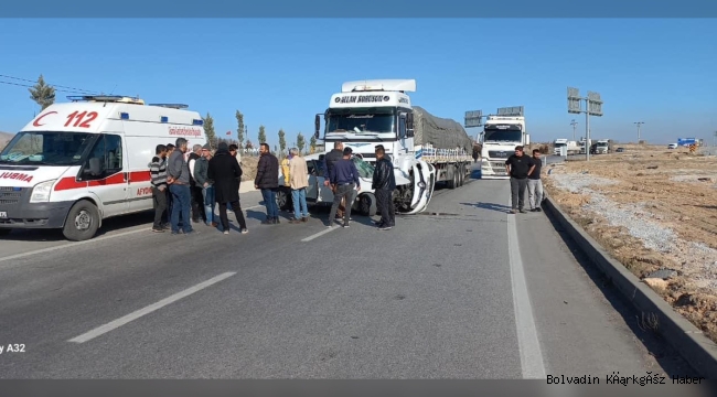 BOLVADİN KAVŞAĞINDA ÖLÜMLÜ KAZA