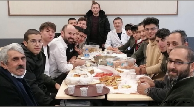 HAY MAŞALLAH! İMAM HATİP’TE ÖĞRENCİ ÖĞRETMEN MÜDÜR EL ELE