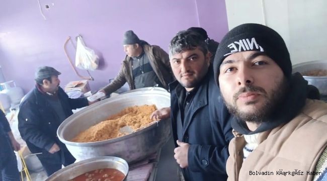 DEPREMZEDELER BOLVADİN YEMEKLERİNE YOĞUN İLGİ GÖSTERİYOR