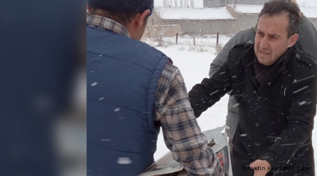 KIRKGÖZ MAHALLE MUHTARI KUMRAL’DA YARDIM SEFERBERLİĞİNE DAHİL OLDU