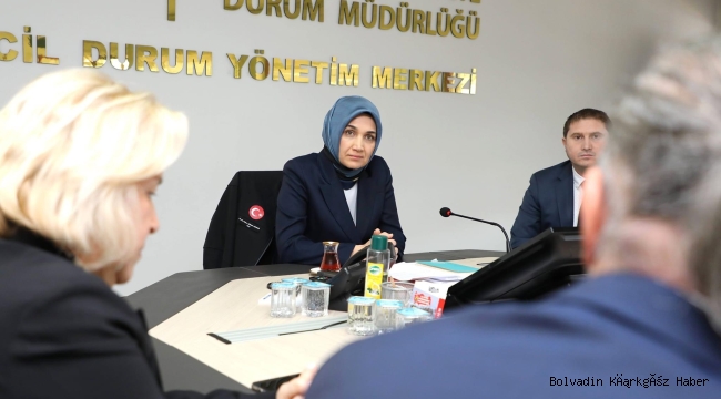 VALİ YİĞİTBAŞI’NIN DEPREM MESAİSİ