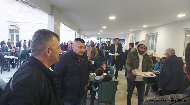 ÖRNEK BELEDİYE BAŞKANI KOYUNCU İFTARI VATANDAŞLA YAPIYOR