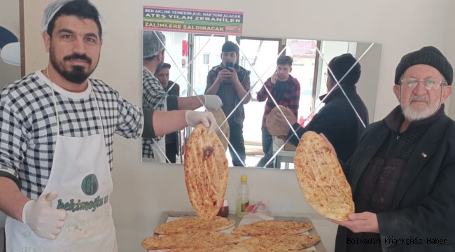 BOLVADİN’E GÜNLÜK 300-600 ARASI PİDE YAPIYOR