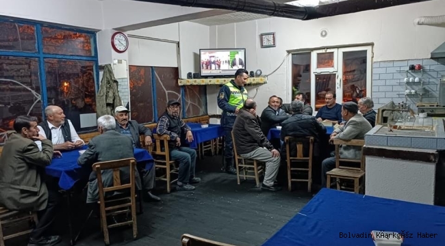 DİŞLİ’DE TRAFİK EĞİTİMİ VERİLDİ