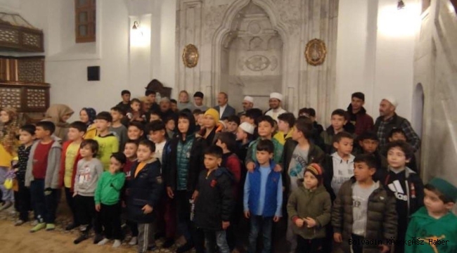 TAYTAK SON TERAVİH NAMAZINI ÇARŞI CAMİİNDE ÇOCUKLARLA KILDI