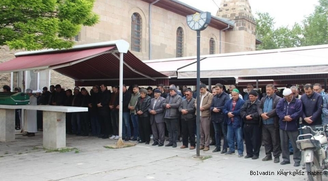 BAŞARAN DEFNEDİLDİ