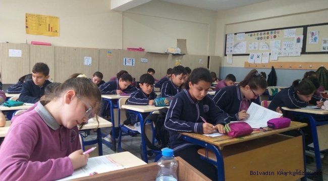 BOLVADİN’DE LGS DENEME SINAVI YAPILDI