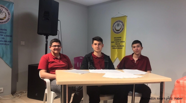 BOLVADİN İMAM HATİP LİSESİ’NDE TEKNOLOJİ MÜNAZARASI YAPILDI