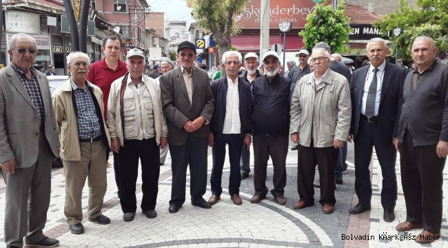 BOLVADİN’DE HACI ADAYLARI KUTSAL TOPRAKLARA DUALARLA UĞURLANDI