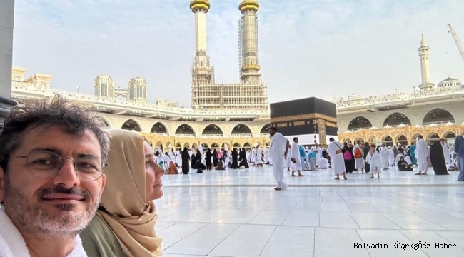 VALİ YİĞİTBAŞI’NIN KUTSAL TOPRAKLARDAKİ FOTOĞRAFI ÇOK SAYIDA BEĞENİ ALDI