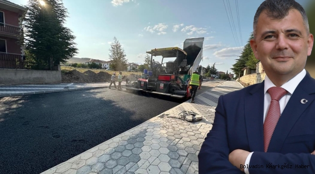 EMİRDAĞ BELEDİYESİ HARIL HARIL ÇALIŞIYOR! SİNEK İLAÇLAMA’DAN ASFALTLAMAYA!