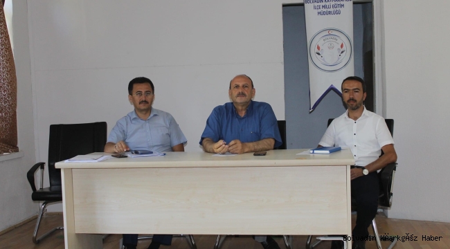 İLÇEDEKİ MÜDÜRLER İLE TOPLANTI YAPILDI