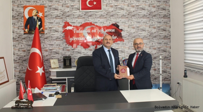 İLÇE MÜFTÜSÜ ÖZKAN ÖZÇAL’I ZİYARET ETTİ