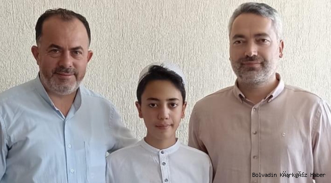 KURAN BÜLBÜLÜ ASAF YILDIRIM HAFIZLIĞINI TAMAMLADI