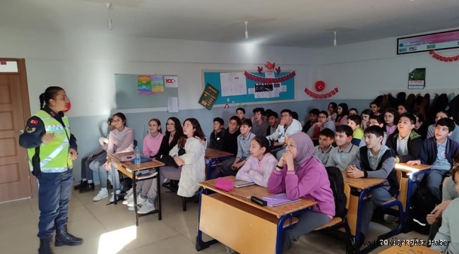 BOLVADİN’DE EĞLENCELİ TRAFİK EĞİTİMİ
