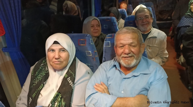 BOLVADİN’DE UMRECİLER DUALARLA UĞURLANDI
