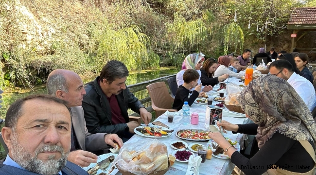 BOLVADİN’DE ANLAMLI YEMEK