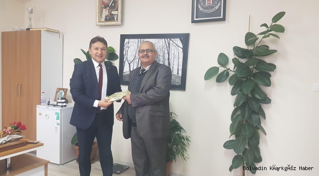 MÜDÜR YILMAZ’DAN ANLAMLI 24 KASIM