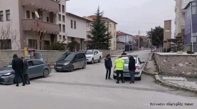 ŞEHİTLER CADDESİ’NDE MADDİ HASARLI TRAFİK KAZASI