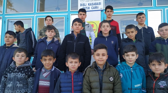 DİŞLİ’DE SABAH NAMAZINA AŞKLA GİDİYORLAR