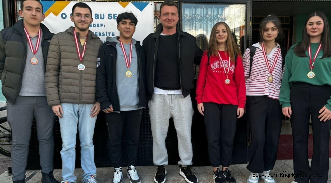 BOLVADİN’DE DART TURNUVASI YAPILDI