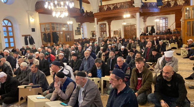 BOLVADİN ÇARŞI CAMİİ’NDE RAMAZAN UĞURLANDI