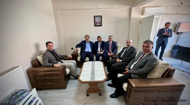 KAYMAKAM BOLAT İLÇE BAŞKANLARINI ZİYARET ETTİ