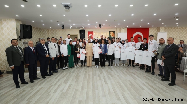 KIZ MESLEK BOLVADİN’İN GURURU OLDU!