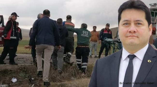 BAŞKAN AYNACI’DAN ÖRNEK DAVRANIŞ! KAZAZEDELERİ YALNIZ BIRAKMADI