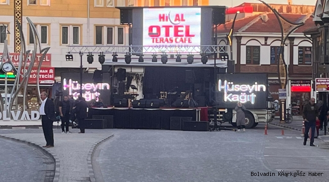 BOLVADİN’DE KONSER İÇİN HAZIRLIKLAR TAMAM!