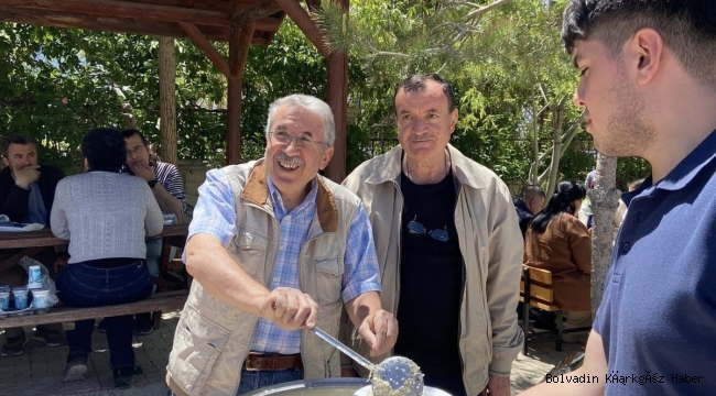 BOLVADİN’DE ÖĞRENCİLER BAHARI PİLAVLA KUTLADI