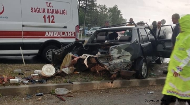 BOLVADİN KEMERKAYA GİRİŞİNDE KAZA!