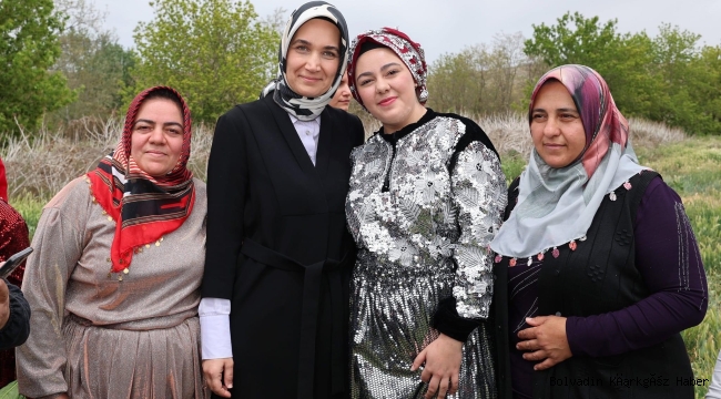 VALİ YİĞİTBAŞI (İ)LABADA SARDI