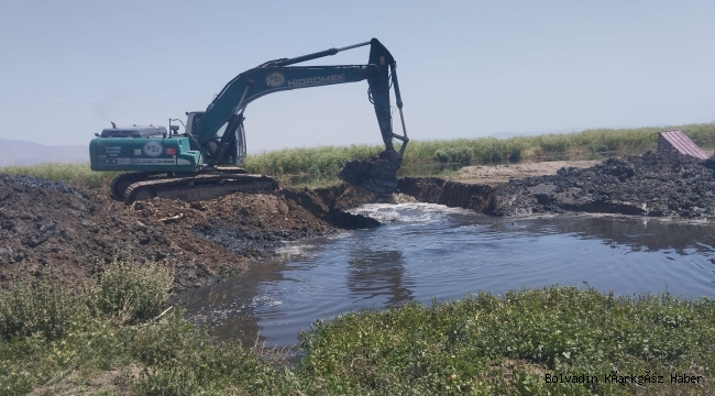 BOLVADİN DEVELİ’DE BENTLER KALDIRILDI