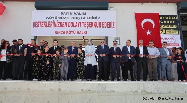 SULTANDAĞI’NDA MEYVE ALIM MERKEZİ AÇILDI