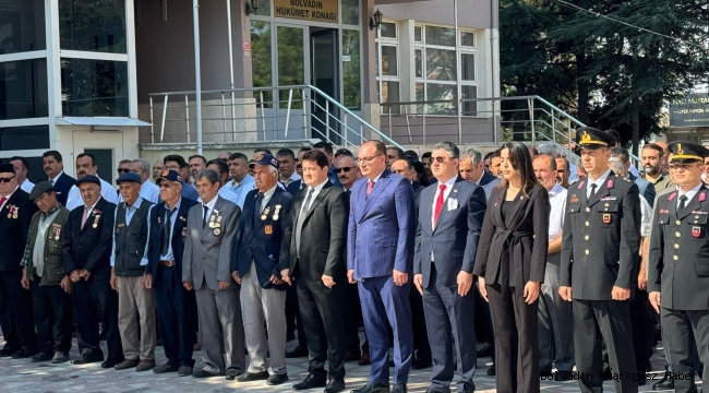 Bolvadin’de Zafer Bayramı Coşkuyla Kutlandı