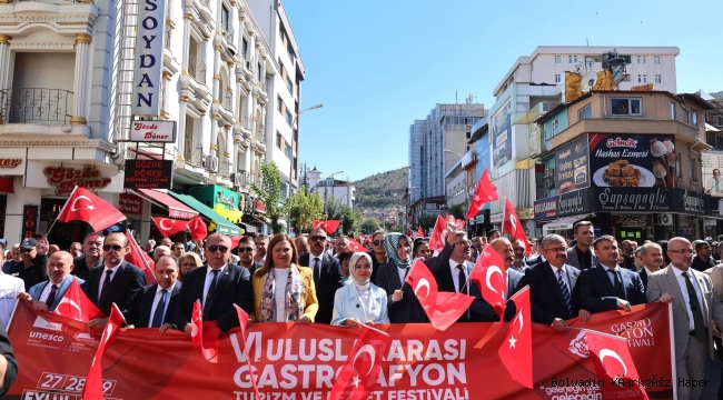 Afyonkarahisar’da Kortej Yürüyüşü Yapıldı