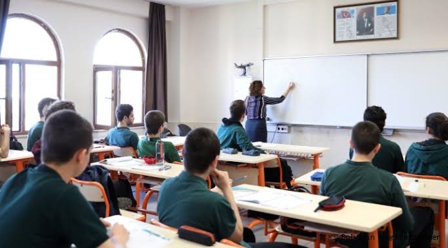 Başkan Aynacı’dan Bolvadin Öğrencilerine Kıyak