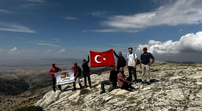 Bolvadin Dağcılık Türk Bayrağını 2116 M Yükseğe Dikti