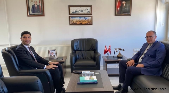 Bolvadin Kaymakamı Arıkan’ı Meslektaşı Ziyaret Etti