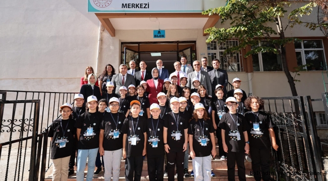 Vali Yiğitbaşı Öğrencileri Yine Yalnız Bırakmadı!