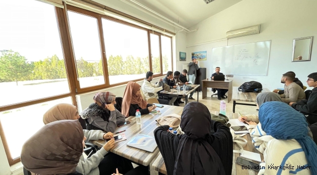 Afyonkarahisar İl Müftülüğü Gençlik Merkezi’nde Çalışmalara Başladı