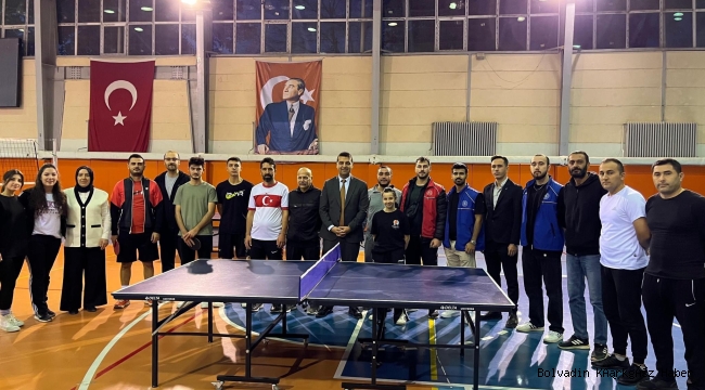 Emirdağ’da Masa Tenisi Turnuvası Başladı